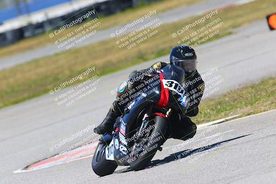 media/Apr-23-2022-Fastrack Riders (Sat) [[cb2d6ae73d]]/LEVEL 4/1PM TURN 6 OUTSIDE/